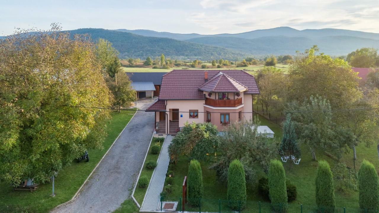 Apartment Ivan&Iva Gornji Vaganac Buitenkant foto